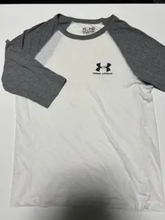 UNDER ARMOUR ラグランスリーブ Tシャツ　七分袖