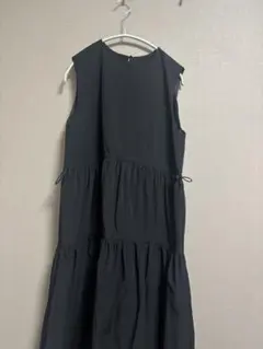 KBF ブラック ノースリーブ ワンピース