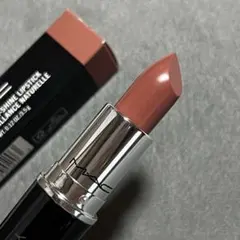 MAC ラスターガラス　シアーシャイン　リップスティック（ハグミー）508番のサムネイル