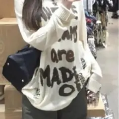 ロゴ入り ダメージニット 長袖 オフホワイト