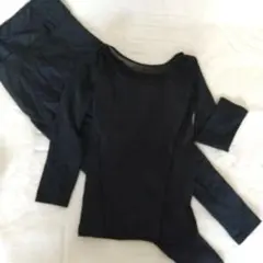 セール中！新品Rintosull PERFECT FORM TOPS 長袖 M セール中！新品Rintosull PERFECT FORM TOPS 長袖 M