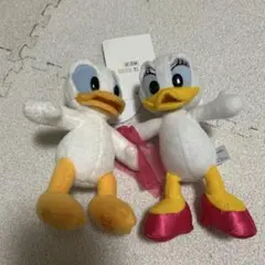 ディズニー　ドナルド　デイジー　ぬいぐるみ