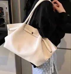 トートバッグ レディース 大容量 通勤 A4収納 ベルトデザイン 高見え 合皮