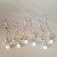 樹脂イヤリング　コットンパールビーズ&お花（白）