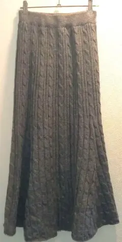 ケーブル編みニットマーメイドスカート