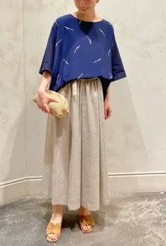 新品　ビアズリー　リップステック柄　カットソー　紺×黒　トップス　半袖のサムネイル