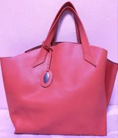 美品FURLAレザーハンドバッグ