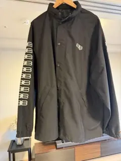 BALENCIAGA ブラック ナイロンジャケット　サイズ 44のサムネイル