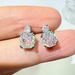 オーロラ人工宝石 ピアス 大粒 高炭素人工ダイヤ 純銀針 18K金メッキ