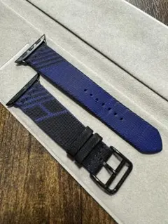 d*m様 【1回着用】AppleWatch Hermès アンメール ブルー 純 - メルカリ