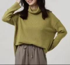 アンタイトル　ルミーナウールタートルネックプルオーバー　マスタード　サイズ4