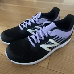 試着のみ　21.5cm New Balance HANZO 黒薄紫