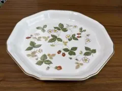 WEDGWOOD Wild Strawberry 八角形皿
