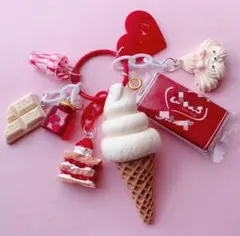 じゃらじゃらキーホルダー バニラソフトクリーム アイス チョコ 216