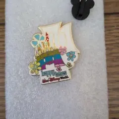 2026年最新】ディズニー イッツアスモールワールドピンバッジの人気