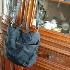 Item thumbnail for item b8403ec0-7906-4c02-81b5-ec0ad09eec22