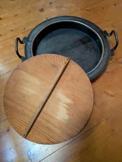 本格鉄鍋 餃子焼き鍋 業務用風 直火 レトロおまけ木製蓋