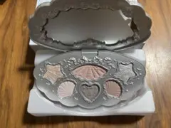 フラワーノーズ　アイシャドウパレット