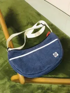 CHUMSのショルダーバック