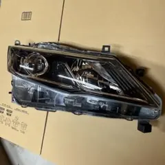 カローラスポーツNER210HNER214Hヘッドライト右側送料込み6/16まで