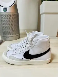 2025年最新】Nike BLAZER MID '77 VINTAGEの人気アイテム - メルカリ