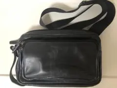 ドーチェ レザー　ショルダーバッグ メンズ 本革