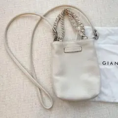 GIANNI CHIARINI ホワイトショルダーバッグ