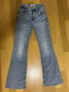 Levi's リーバイス フレアデニムパンツ