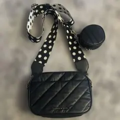 CHARLES & KEITH キルティングショルダーバッグ