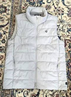 TaylorMade 中綿ベスト ライトグレー Lサイズ