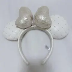 ディズニーカチューシャ　パール　白