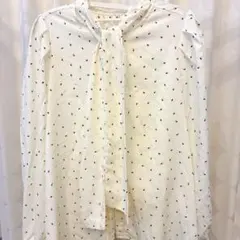 アイボリー 三角形柄 長袖ブラウス Mサイズ