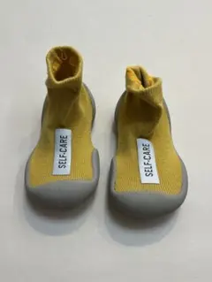 SELF-CARE イエロー ソックスシューズ 1歳〜1歳半
