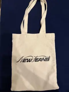 最終値下　NEWJEANS ロゴ トートバッグ　ファンクラブ特典