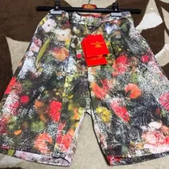 ヴィヴィアン ショートパンツ 花柄のサムネイル