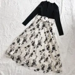 美品MERCURYDUOレースエンブロイダリーニットドッキンワンピース　ホワイト