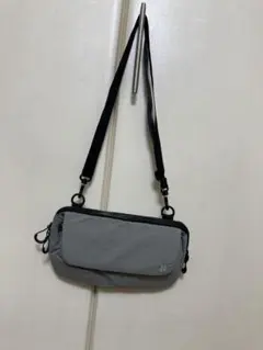 MILESTO ショルダーバッグ グレーのサムネイル