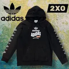 グラフィックパーカー