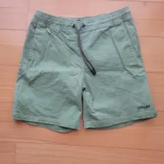 OAKLEY ハーフパンツ グリーンのサムネイル