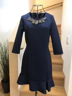 【ほぼ新品】ザラ マーメイド裾 ビーズ付きワンピース