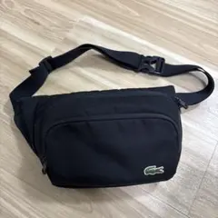 Lacoste ブラック ショルダーバッグ