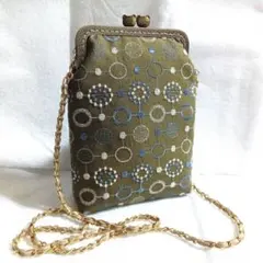 ハンドメイド　がま口ポーチ　スマホショルダーなど　刺繍まる模様
