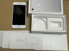⭐︎様専用　iPhone6 シルバー 64GB (iPhone7の空き箱付き)