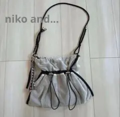 niko and... ニコアンド　オリジナルメッシュドロストショルダーバッグ