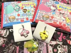サンリオキャラクターズダブルチャームグミ 3個セット売り⭕️