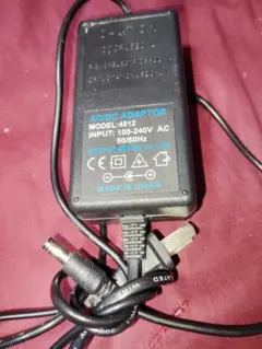 AC/DCアダプター 4812 5V 1.1A