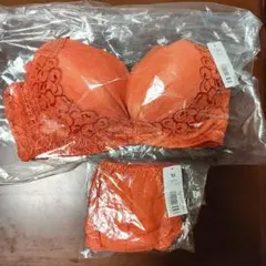 【新品未使用】aimerfeel/レースリフト 脇高 ブラジャー&ショーツC65