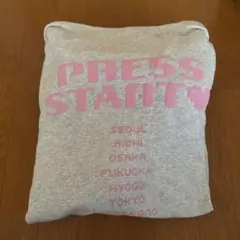 ILLIT アイリットPRESS START ジップアップフーディー Mサイズ - メルカリ