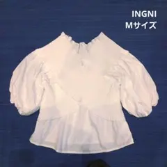 シャーリングクロス　ブラウス　INGNI