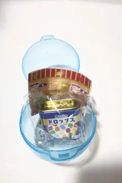ガチャガチャ ミニチュアストラップ キーホルダー ドロップ缶 魚べい寿司 非売品